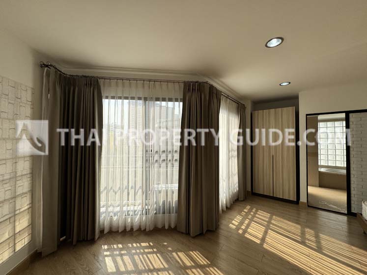 Apartment in Sathorn 